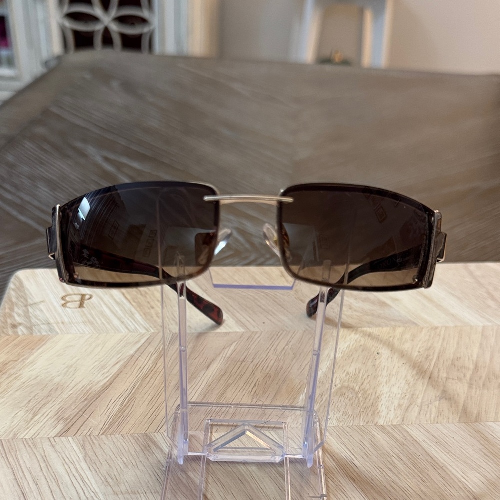 Stylish Brown Sunglasses